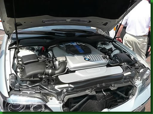 1_under_the_hood_of_the_bmw_hydrogen_7