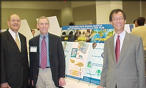 seas_dean_timothy_tong_joins_tim_fields_ed_hargarty_for_a_photo_op_picture