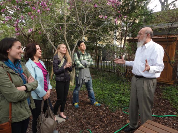 _sklar_explaining_his_net_zero_energy_office_building_